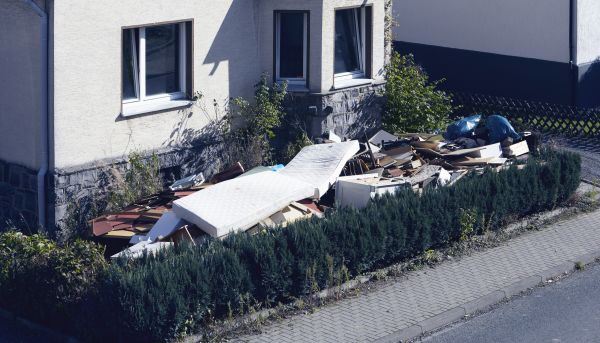 Yard Junk Removal in Lake Mary